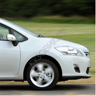 Крыло переднее правое в цвет кузова Toyota Auris 1 (2010-) рестайлинг